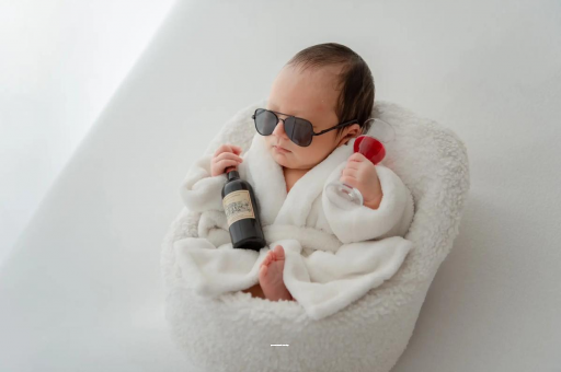 府谷宝宝晚上睡觉哼唧